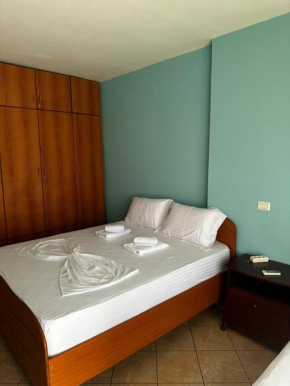 Boni Apartments